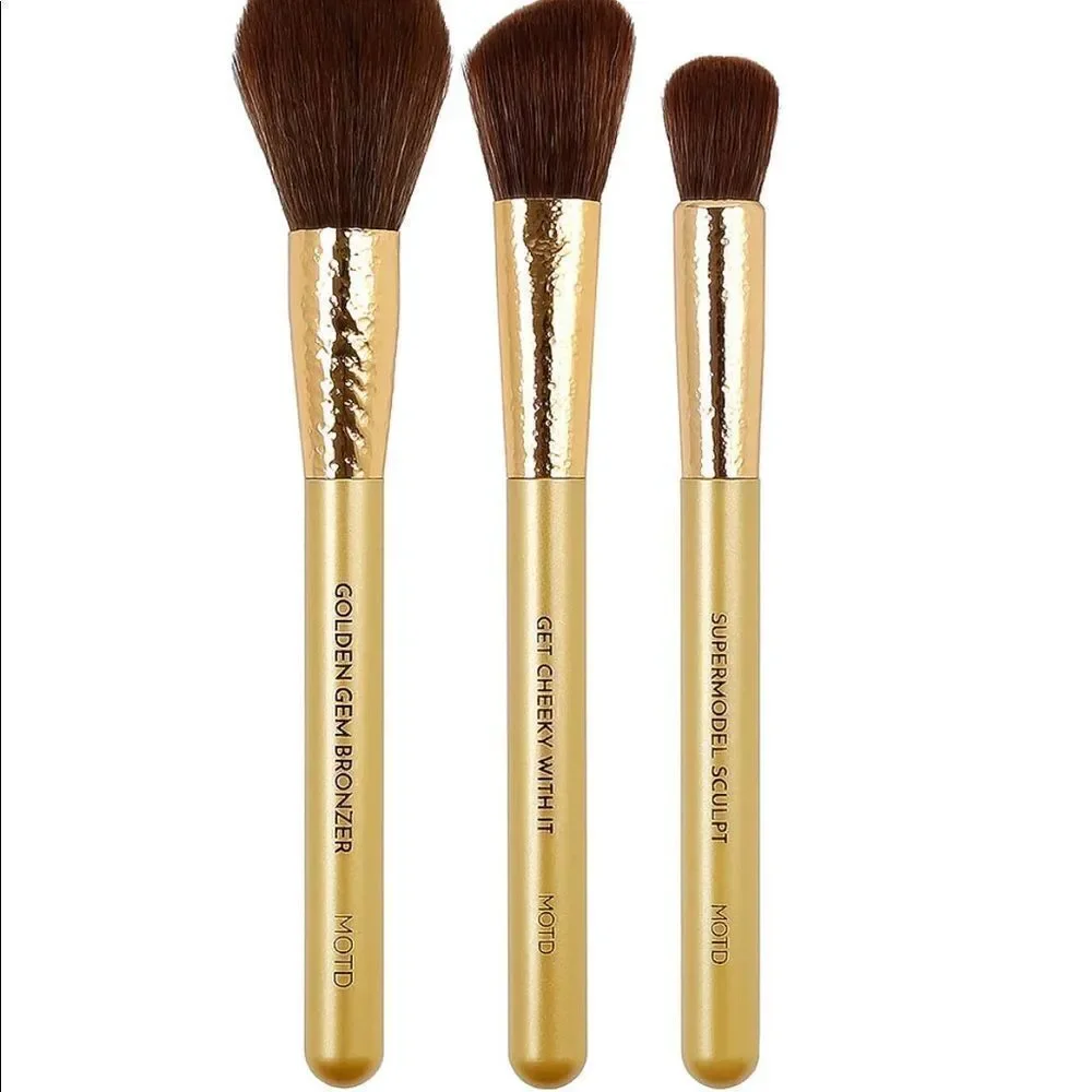 MOTD COSMETICS Gold Goddess Face Brush Set 3 pieces plus new Ipsy drawstring bag